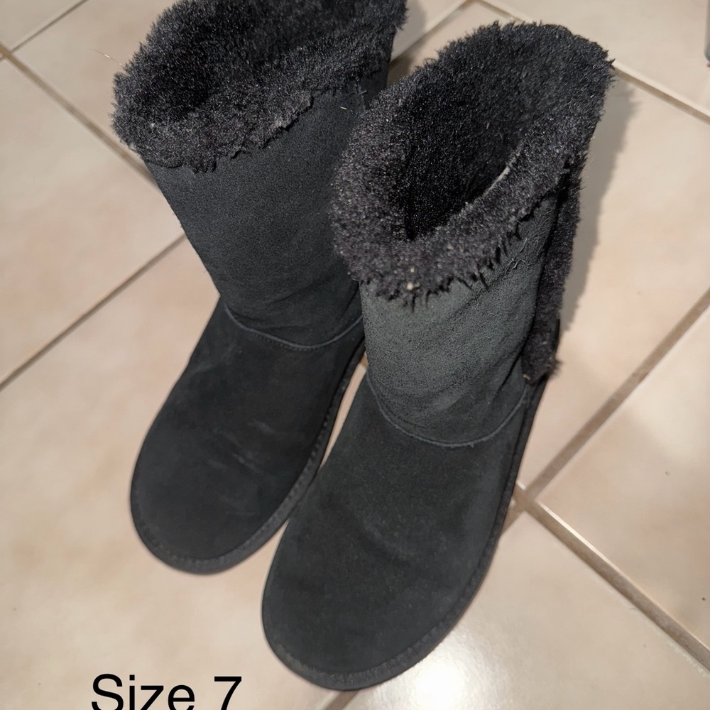 Women's Black Fur-Lined Boots
